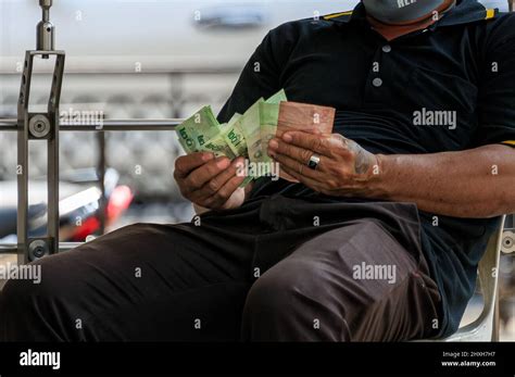 Geld thailändischer baht rechnung Fotos und Bildmaterial in hoher