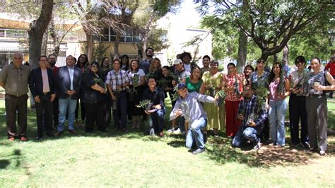 Recibe La Facultad De Filosof A Y Letras Donaci N De Plantas Por