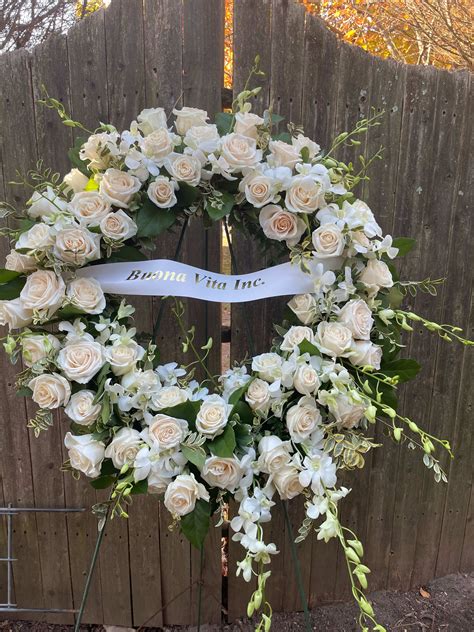 White Rose Wreath In Vineland Nj The Flower Shoppe