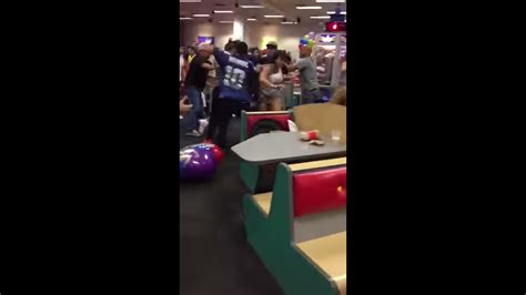 Chuck E Cheese Fight Youtube