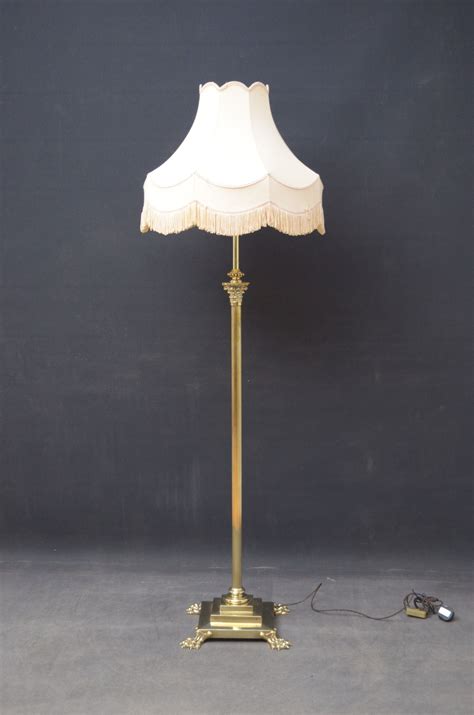 EARLY XXTH CENTURY BRASS FLOOR LAMP Victorian Floor Lamps Antique