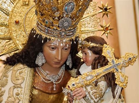 La Imagen Original De La Virgen De Los Desamparados Con El Bobet