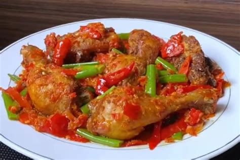 Gurih Dan Lezat Begini Cara Memasak Ayam Balado Kuning Yang Enak