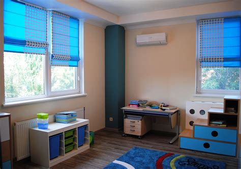 Римские шторы в детскую: дизайн и фото интерьеров