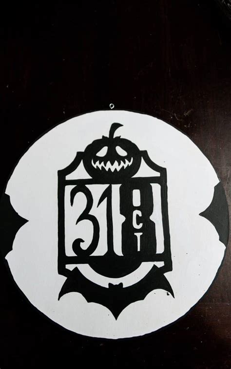 DIY Halloween Porch Sign