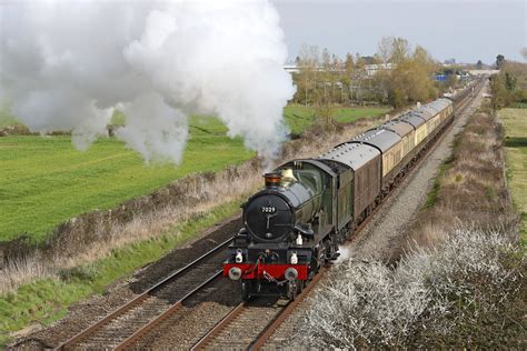 Clun Castle A Record Breaking Steam Locomoti Flickr