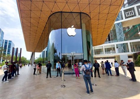 Apple Bkc India S First Apple Store Pics