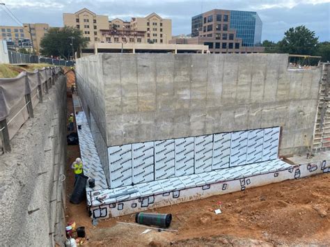 McCarthy Celebrates Topping Out Of Cancer Center And Research Institute