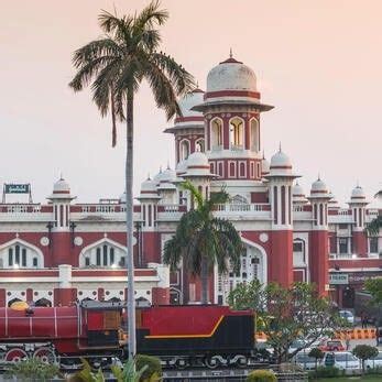 Lucknow Railway Station Images Charbagh