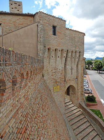 Porta Della Croce Serra De Conti Aktuelle Lohnt Es Sich