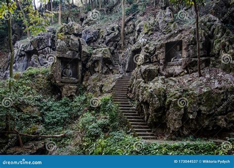 Garden In Hangzhou China Stock Image Image Of Lake 173044537