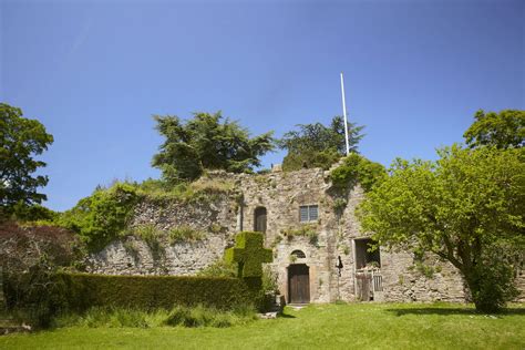 Chepstow Castle | Visit Welsh Castles — Castle Crawl Cymru