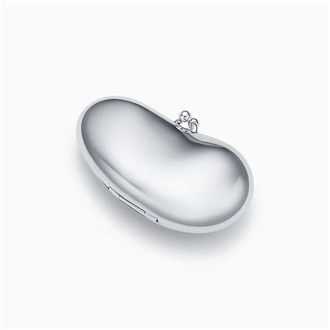 Elsa Peretti® Bean design® | Tiffany & Co.