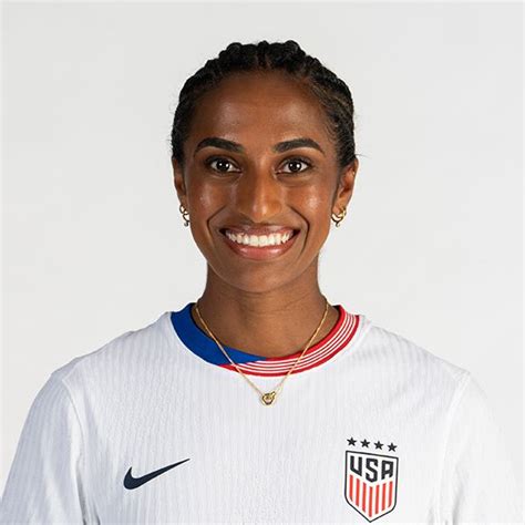 Naomi Girma | USWNT | U.S. Soccer Official Site