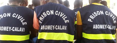 Tentative dévasion à la prison civile dAbomey Calavi un détenu