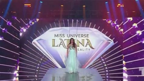 Concursante de Miss Universe Latina sufre aparatosa caída antes de la final Video Proceso