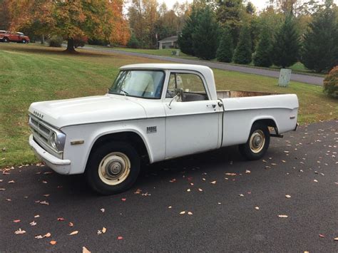 1970 Dodge Short Bed D100 Sweptline Pickup Rust Free Original Paint