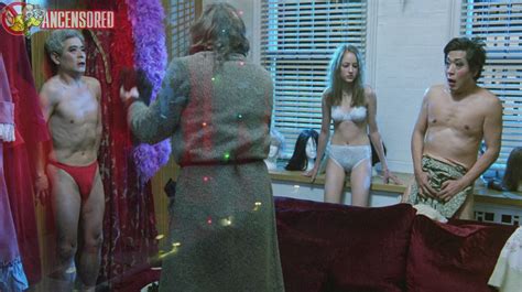 Leelee Sobieski Nuda Anni In Eyes Wide Shut