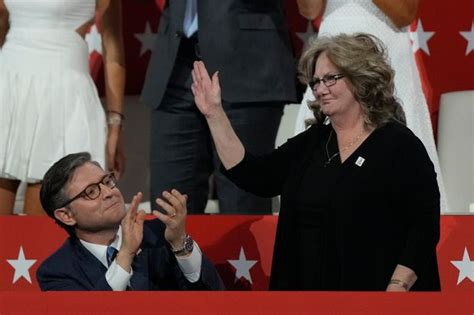 Jd Vance Gives Touching Tribute To Mother In Rnc Speech Daily