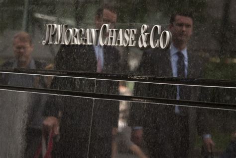 London Whale Jpmorgan Fined Almost 1bn Over Trading Scandal Ibtimes Uk