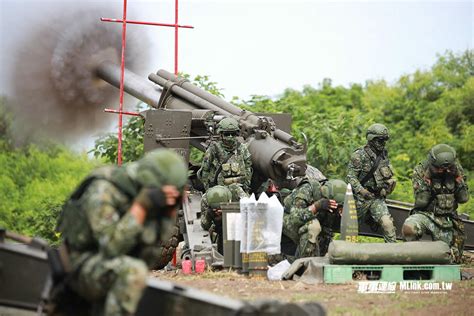 陸軍八軍團砲兵單位「111年度例行性射擊訓練」 軍事連線雜誌