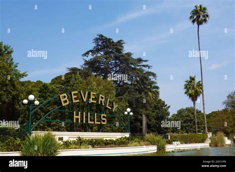 Famous Beverly Hills Sign, Beverly Hills, Los Angeles, California ...