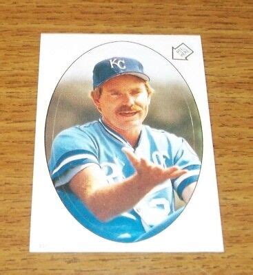 Topps Stickers Baseball Card Dan Quisenberry Kansas City