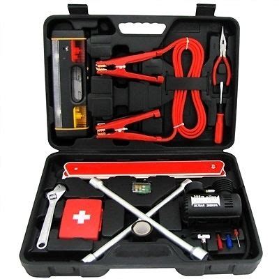 Vehicle Emergency Kit Essentials