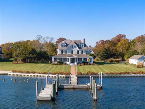 3m Waterfront Home On Long Island Offers East End Living With A