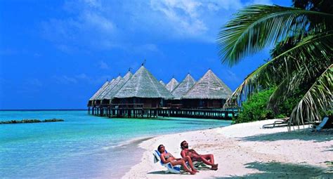 Biyadhoo | The Maldives Experts for all Resort Hotels and Holiday Options