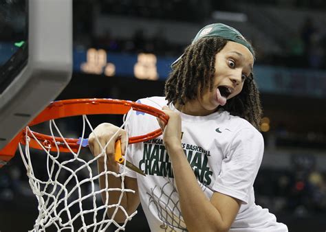 Brittney Griner Completes First Dunk In Wnba Playoff History [video] Ibtimes