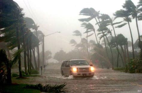 Oktober 2005 Hurrikan Wilma Wütet In Florida Und Auf Kuba N Tvde