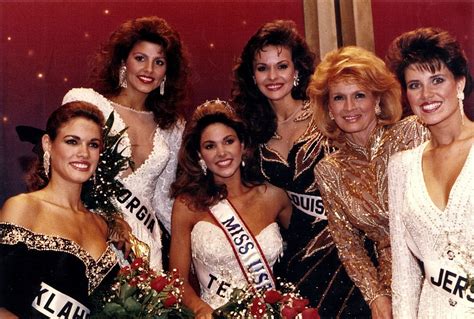 Miss USA 1989, Gretchen Polhemus of Texas with her runners up and ...