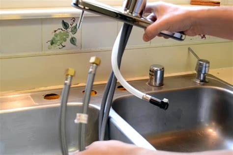 Kitchen Faucet Leaking At Base And Under Sink | Besto Blog