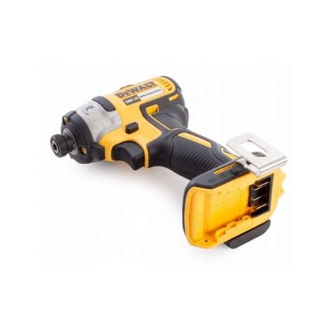 DeWalt Aku XR udarni odvijač 1 4 18V