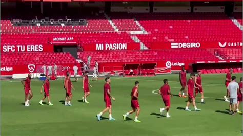 Primer entrenamiento de Nianzou Kouassi con el Sevilla FC Vídeo