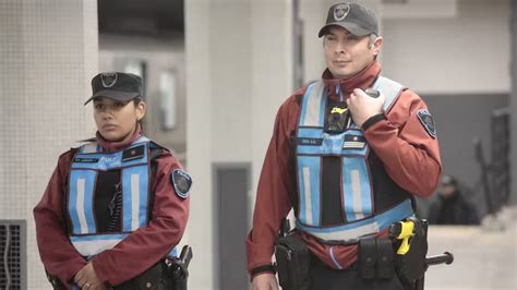 Las Pistolas Taser Finalmente Llegaron A Las Calles De La Ciudad De