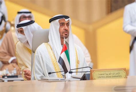 Emiratos El Jeque Mohamed Bin Zayed Nombra A Su Hijo Mayor Jaled