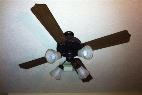 Pretty Organized DIY Home: Ceiling Fan Makeover