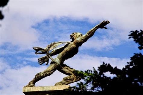 fakta dibalik misteri patung pancoran hot magazine