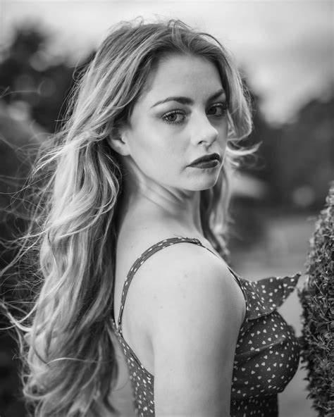 Annalise Ellenor (@annalise_ellenor) • Instagram photos and videos