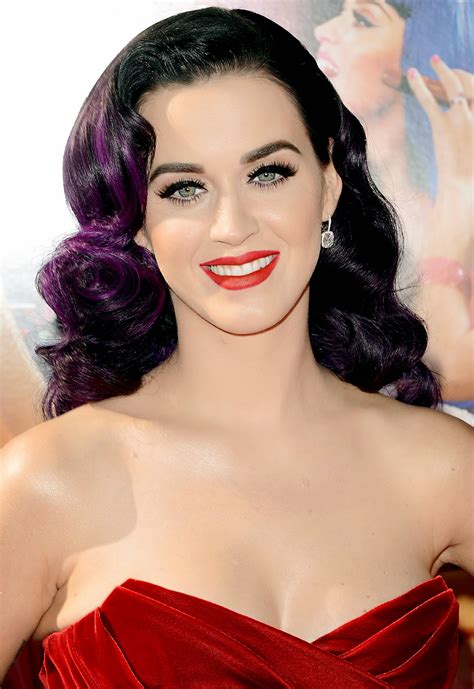 Katy Perry: Katy Perry Height Weight