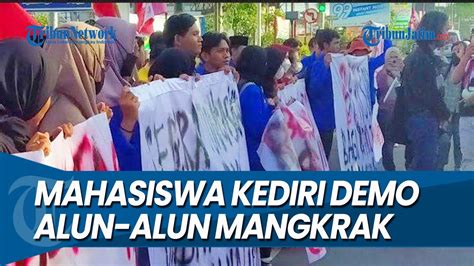 Proyek Alun Alun Kota Kediri Mangkrak Mahasiswa Pmii Dan Gmni Demo