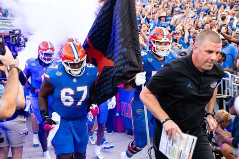 Florida Gators Crack Ap Top 25 After Upset Victory Over Tennessee Sports Illustrated Florida