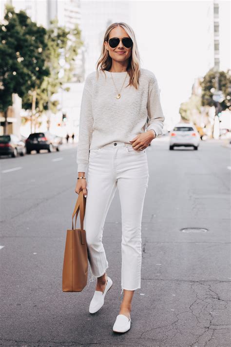 16 Ways to Wear White Cropped Jeans this Spring - Fashion Jackson