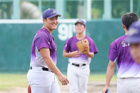 夏の高校野球 準々決勝を前に休養日 仙台育英、慶応、花巻東 写真特集3947 毎日新聞