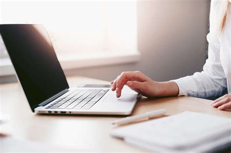 Business Woman Working On Laptop In Her Office Free Stock Photo Picjumbo