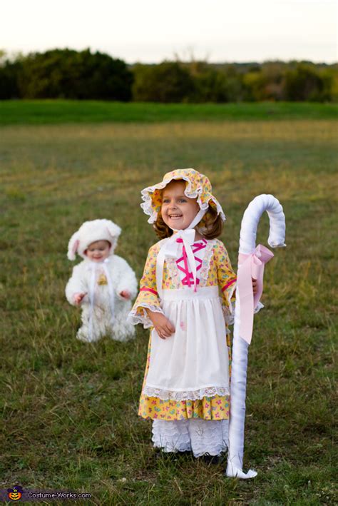 Little Bo Peep and her Sheep Halloween Costumes - Photo 5/5