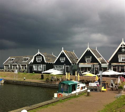 Photos of volendam: Images and photos