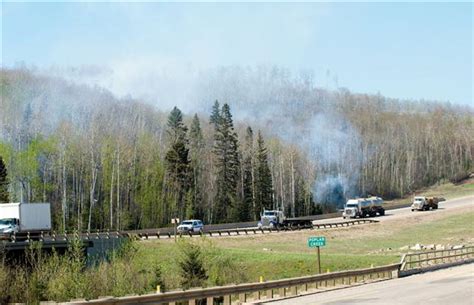 Lightning sparks more Northern Alberta forest fires | Globalnews.ca